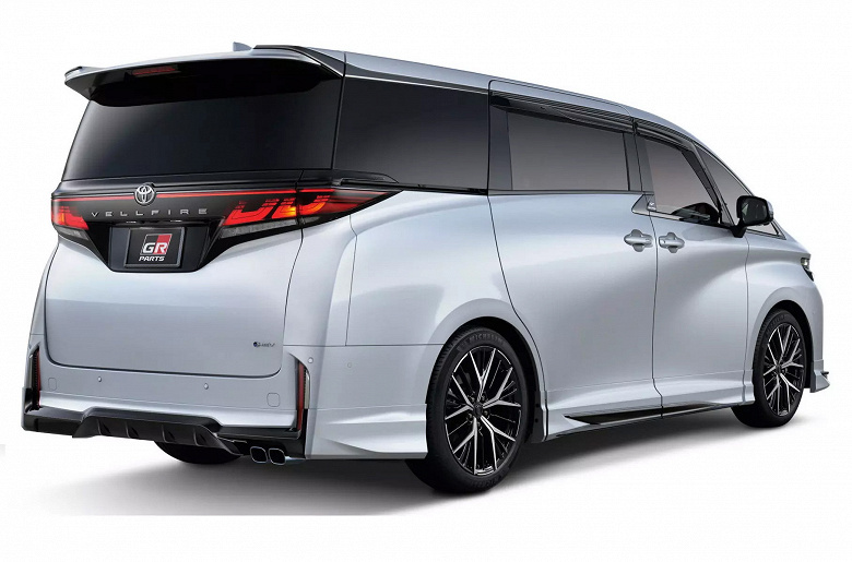 Для Toyota Alphard вышел первый официальный тюнинг-пакет. Посмотрите, как выглядит такой минивэн